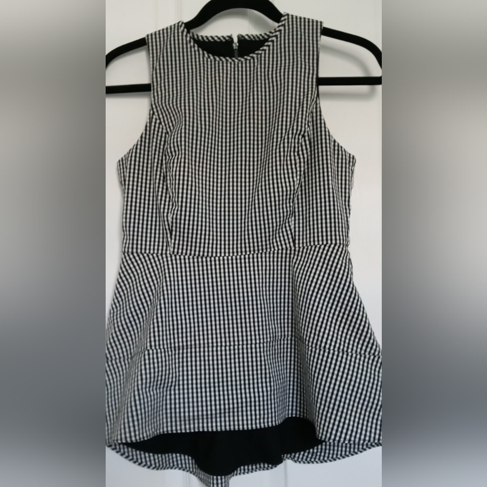 White House Black Market Ladies Peplum Top Size 4P